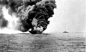 Franklin Engulfed.jpg (80549 bytes)