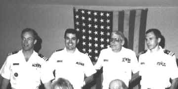 Ross.jpg (48779 bytes)